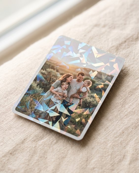 Thẻ sưu tầm TCG cán màng Hologram Broken Glass in ảnh gia đình